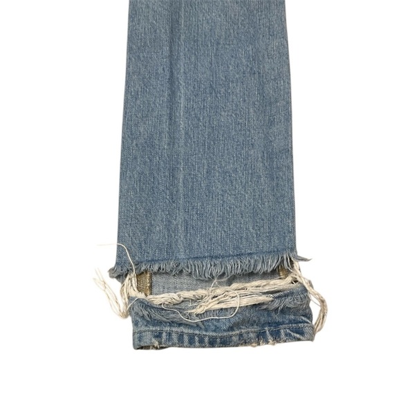 3/$15 Melville Low Rise Light Wash Distressed Jeans Women’s Small Italy Festival - Picture 6 of 11